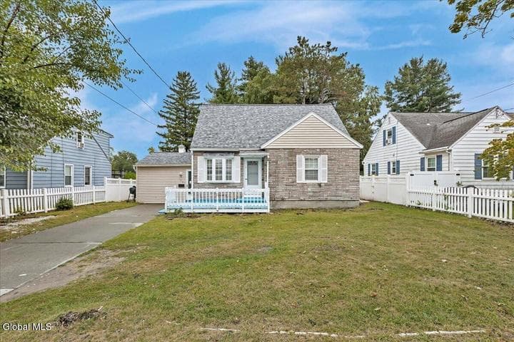 126 Osborne Road, Colonie, NY, photo 2