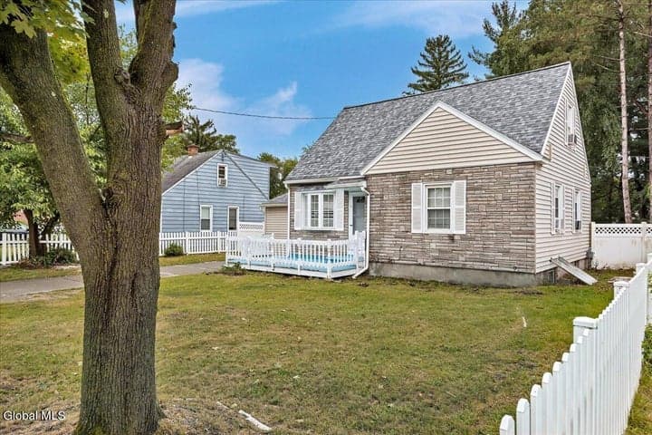 126 Osborne Road, Colonie, NY, photo 4
