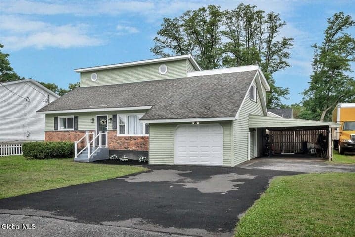 143 Ray Avenue, Schenectady, NY, photo 3