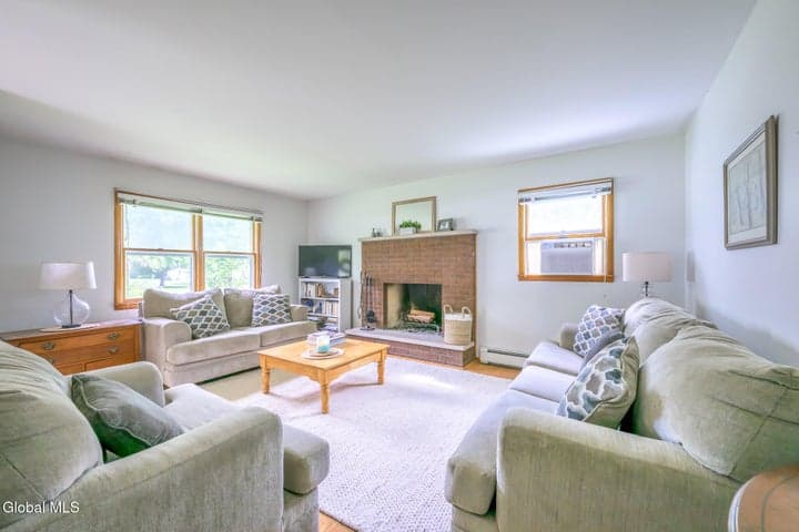 23 Gaffney Lane, Kinderhook, NY, photo 3