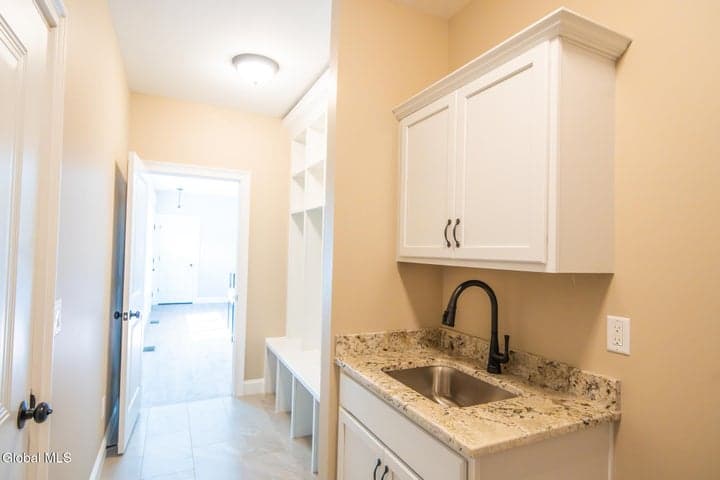23 MountainView Terrace, Queensbury, NY, photo 5