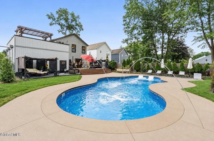 45 Doten Avenue, Saratoga Springs, NY, photo 1