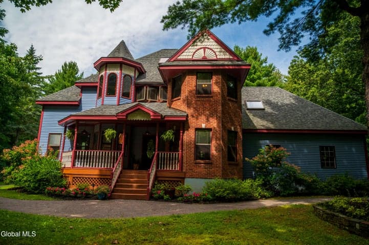 23 DYER SWITCH Road, Saratoga Springs, NY, photo 1