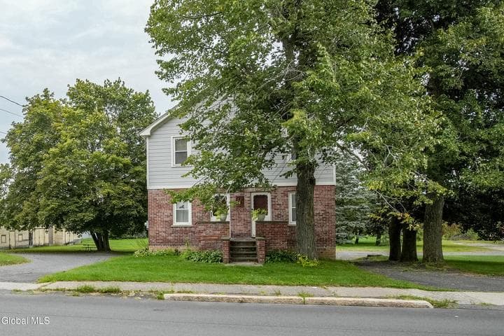 505 Saratoga Street, Cohoes, NY