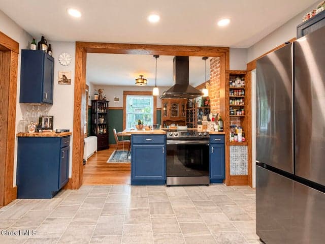 16 Murdock Avenue, Glens Falls, NY, photo 4