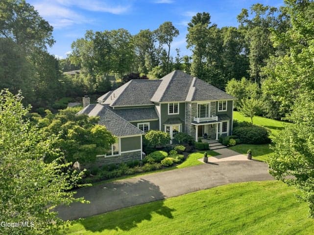 38 Campus View Drive, Loudonville, NY, photo 2