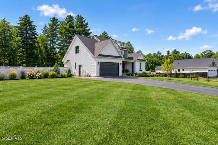 4 Magnolia Court, Milton, NY, photo 3