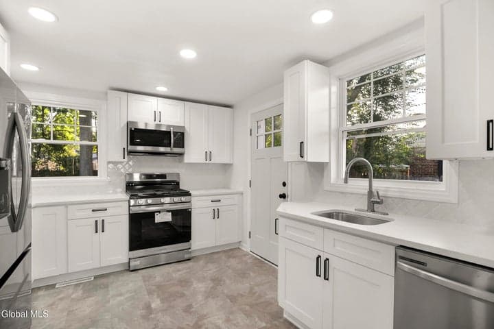 41 Brent Street, Albany, NY, photo 5