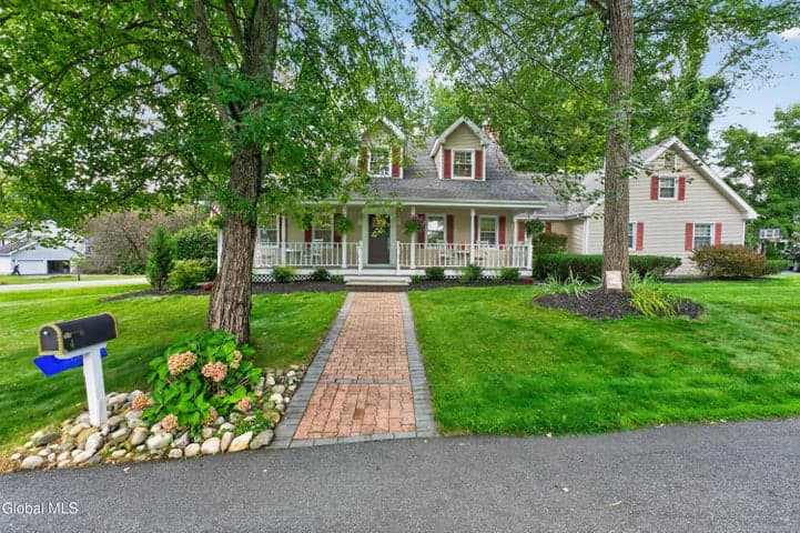 4 Massachusetts Court, Clifton Park, NY, photo 4