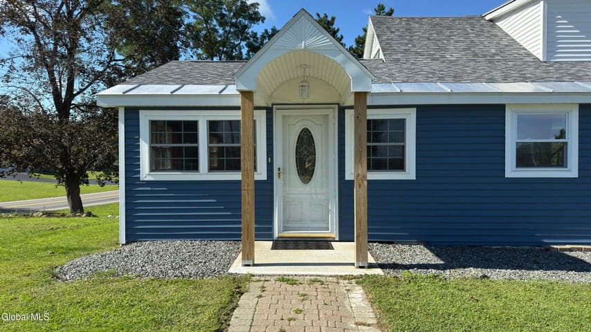 851 County Highway 106, Mayfield, NY, photo 2