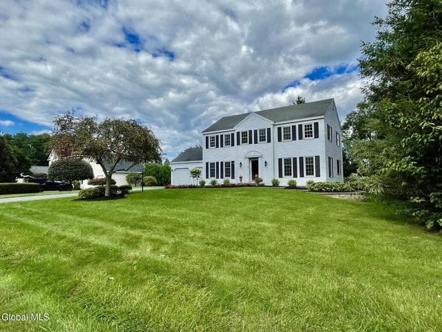 32 Greyledge Drive, Loudonville, NY, photo 3