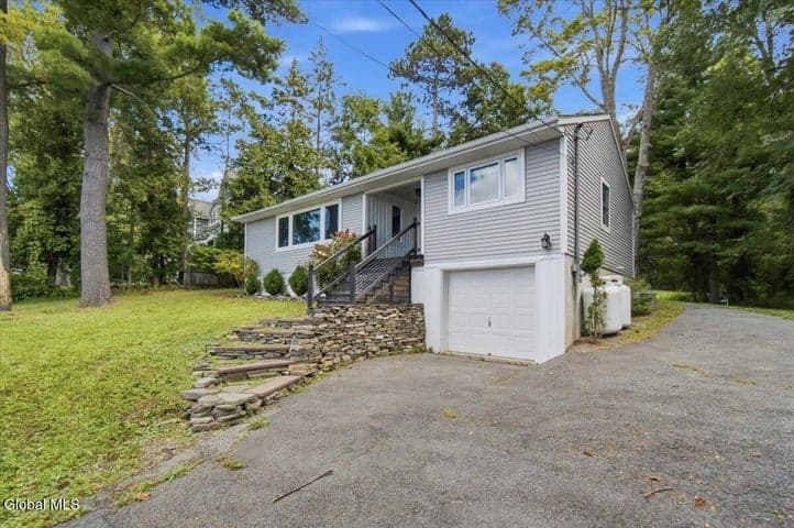 1142 NYS RT 9P, Saratoga, NY, photo 3