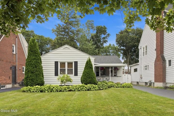 291 S Main Avenue, Albany, NY