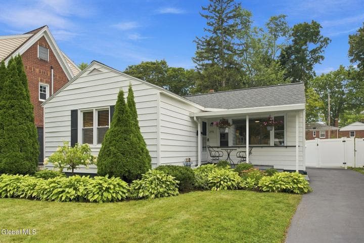 291 S Main Avenue, Albany, NY, photo 2