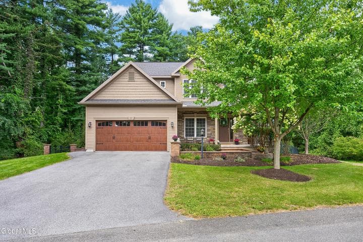 2 Lussier Drive, Clifton Park, NY, photo 3