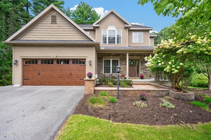 2 Lussier Drive, Clifton Park, NY