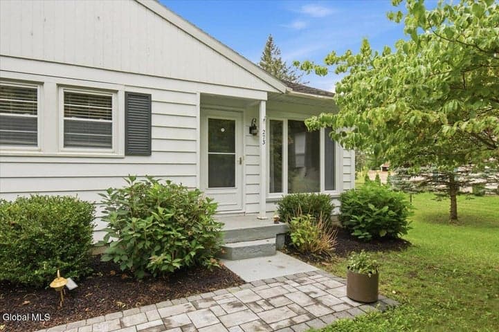273 Elm Avenue, Delmar, NY, photo 2