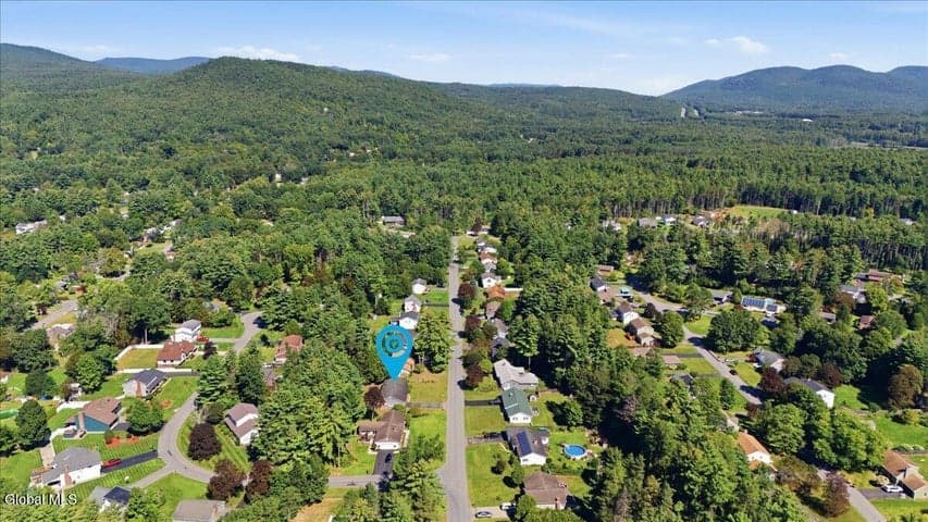 14 Crownwood Lane, Queensbury, NY, photo 2