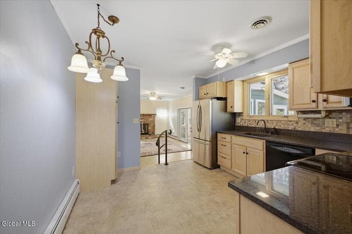 14 Crownwood Lane, Queensbury, NY, photo 5