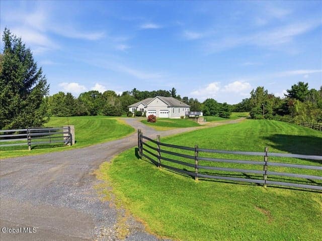 182 Coveville Road, Schuylerville, NY