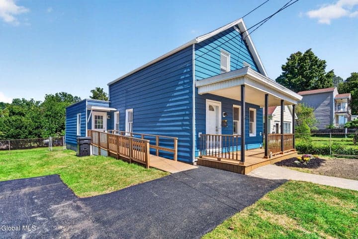 41 Ford Avenue, Troy, NY, photo 4