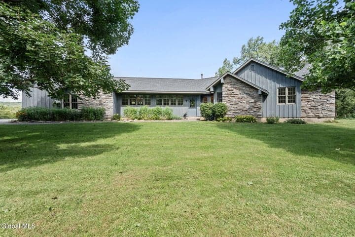 1200 Creek Road, Duanesburg, NY