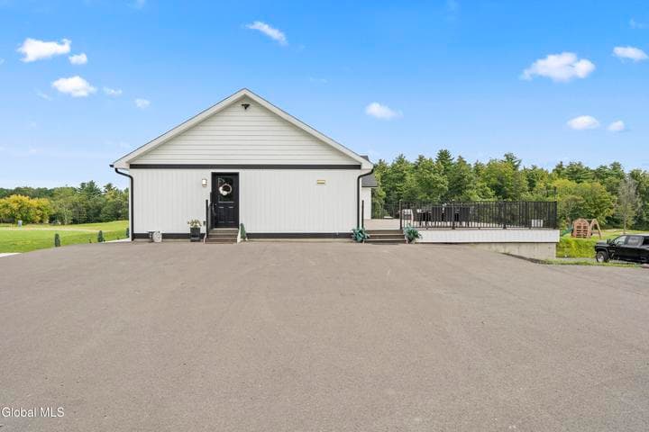1780 Tamarac Road, Pittstown, NY, photo 3