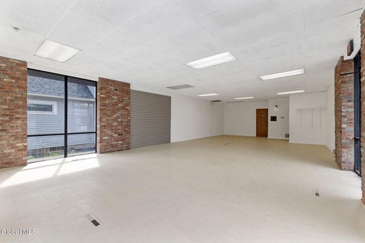 2735 Broadway, Rotterdam, NY, photo 4