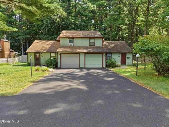 36 Snowberry Road, Ballston Spa, NY