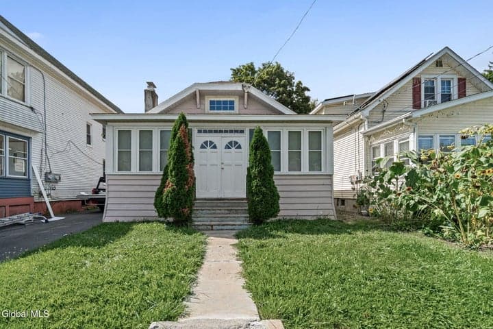 19 Bogart Terrace, Albany, NY, photo 4