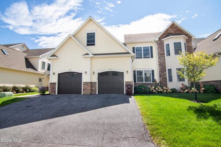 49 Cornerstone Drive, Ballston Spa, NY, photo 1