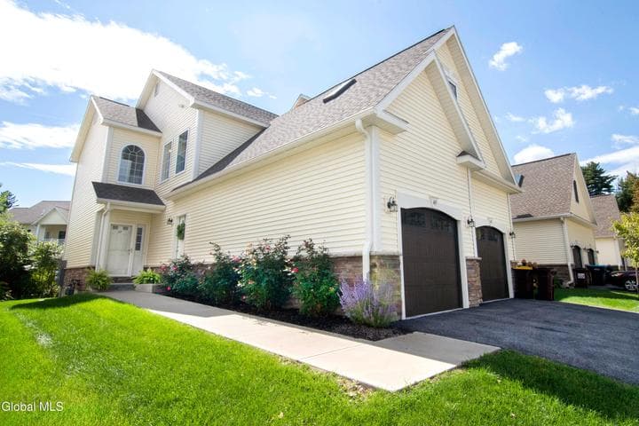 49 Cornerstone Drive, Ballston Spa, NY, photo 2