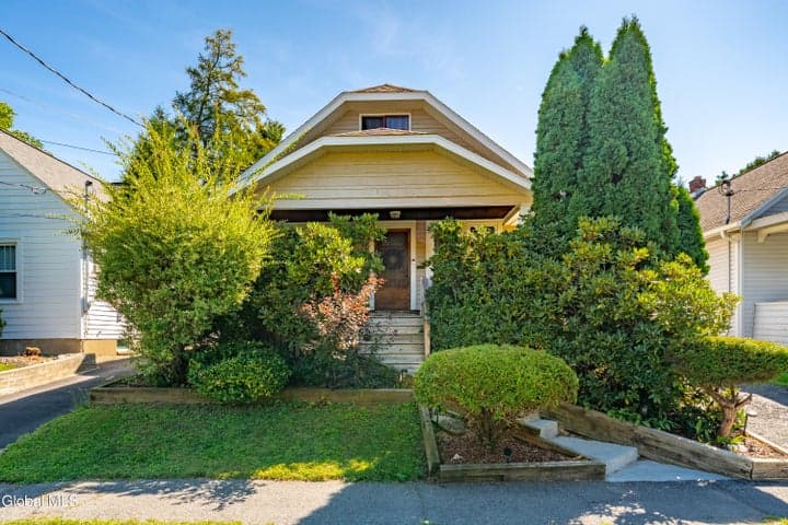 1472 Lexington Avenue, Schenectady, NY, photo 2