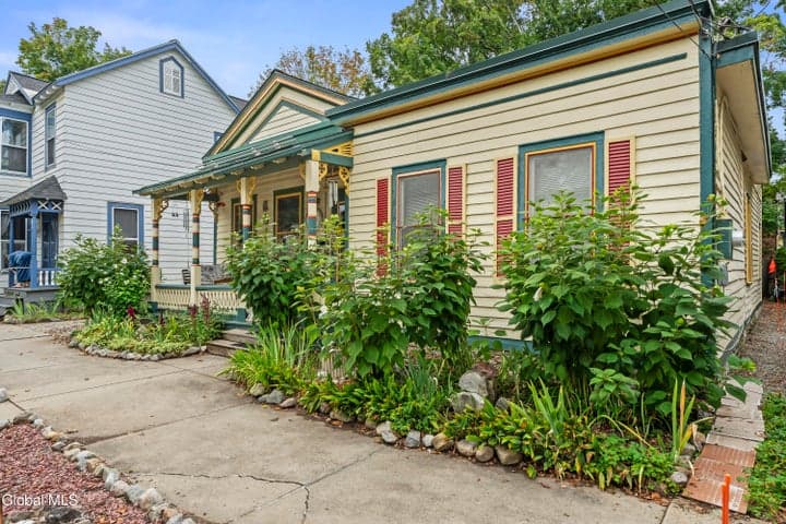 205 Regent Street, Saratoga Springs, NY, photo 3
