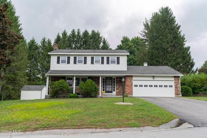 15 West Drive, Malta, NY, photo 1