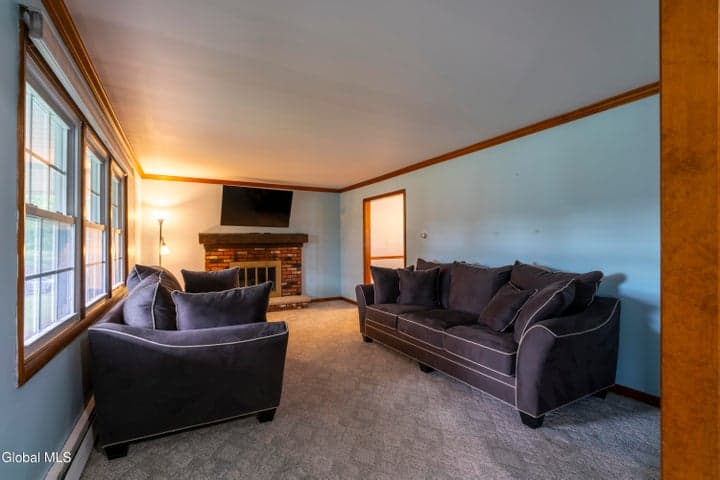 15 West Drive, Malta, NY, photo 5