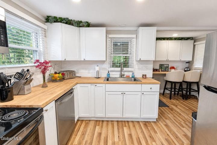 14 Liberty Place, Hudson Falls, NY, photo 3