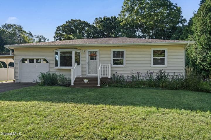 17 Dawn Drive, Glenville, NY, photo 2