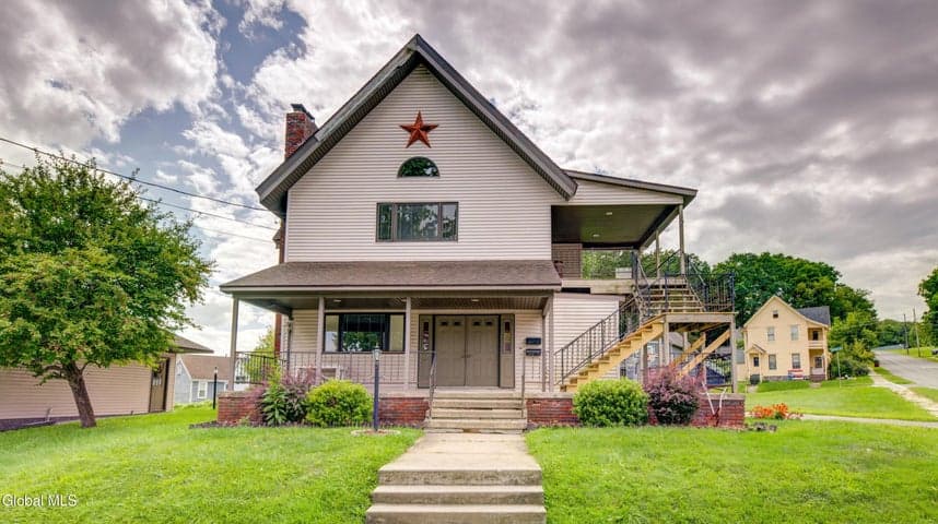 95 West Street, Gloversville, NY, photo 1