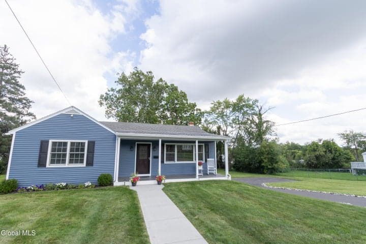 15 Lark Street, Cohoes, NY, photo 2