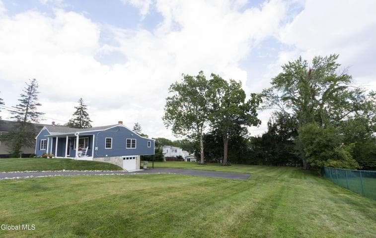 15 Lark Street, Cohoes, NY, photo 3