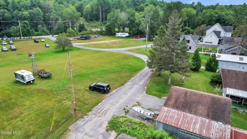 15 Hayes Drive, Lake Luzerne, NY, photo 4