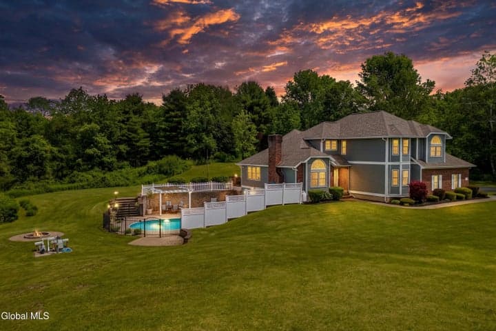 116 Boulderwood Drive, Queensbury, NY, photo 1