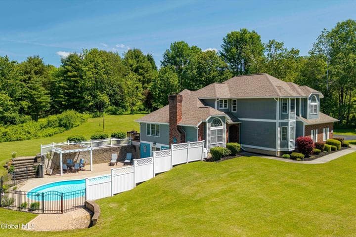 116 Boulderwood Drive, Queensbury, NY, photo 5