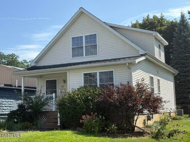 24 Van Buren Avenue, Castleton-on-Hudson, NY, photo 1