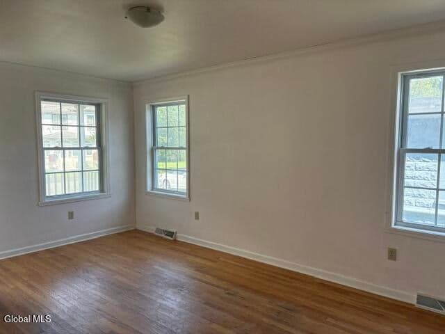 24 Van Buren Avenue, Castleton-on-Hudson, NY, photo 4