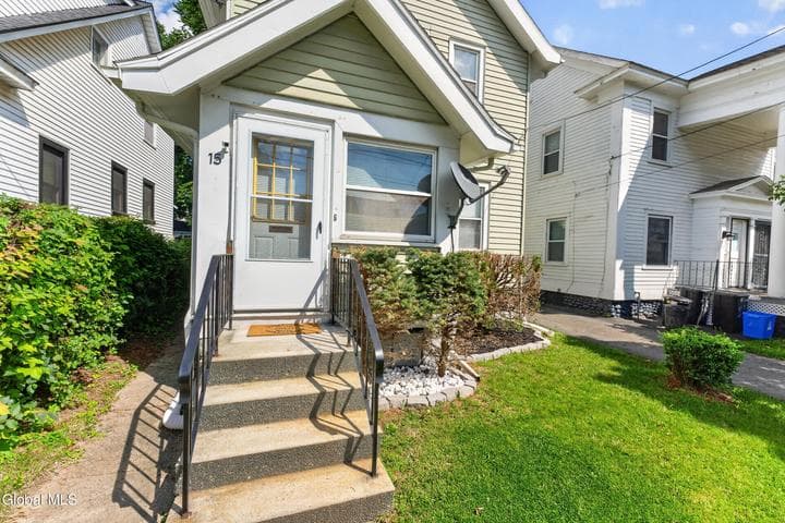 15 Lawn Avenue, Albany, NY, photo 3