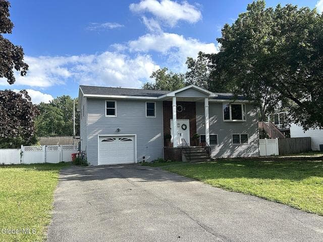 27 Delafield Drive, Colonie, NY, photo 2