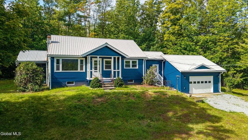 3018 New York 8, Johnsburg, NY, photo 2