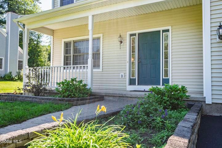 1912 Village Road, Niskayuna, NY, photo 3